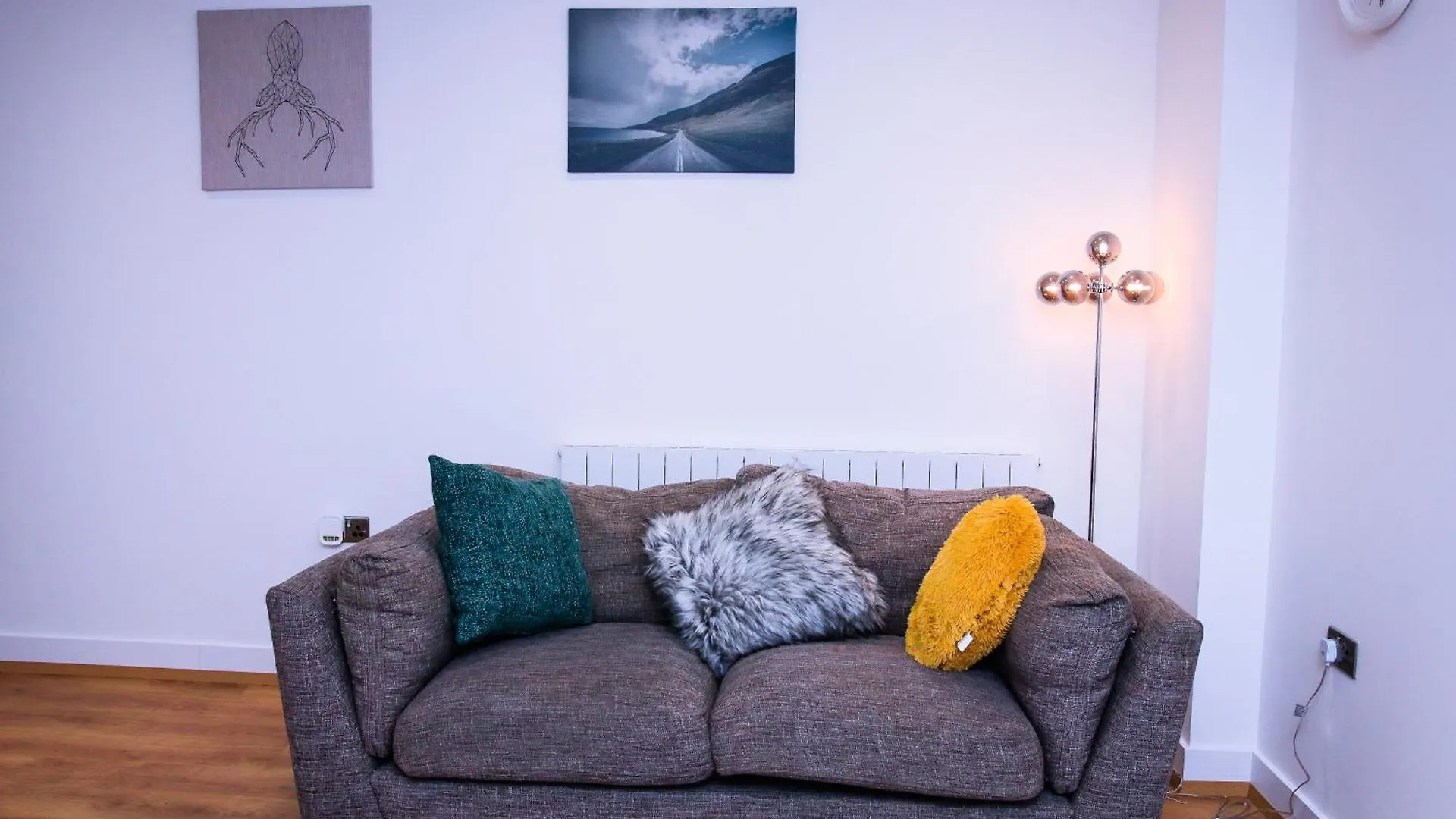 Fezza Luxury Apartment London