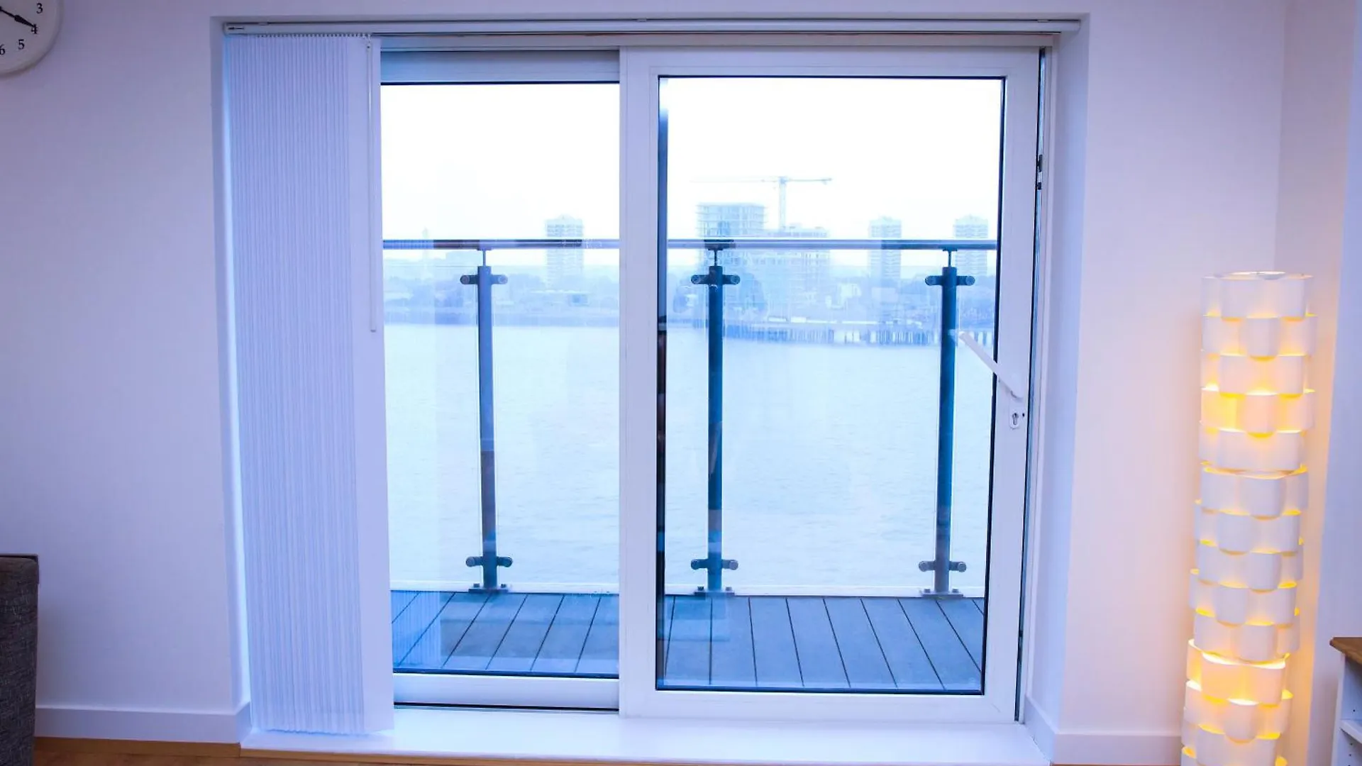 Fezza Luxury Apartment London